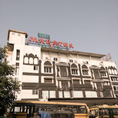 Hotel Maratha Palace,Satara Buitenkant foto
